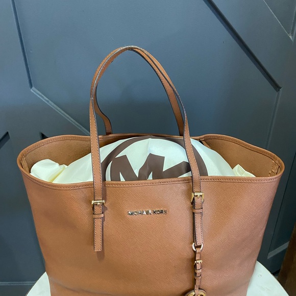 Michael Kors Handbags - Michael Kors Tote Bag